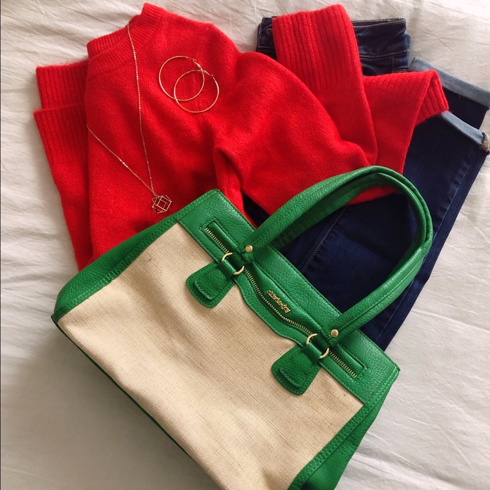 NWOT Olivia & Joy green/cream handbag